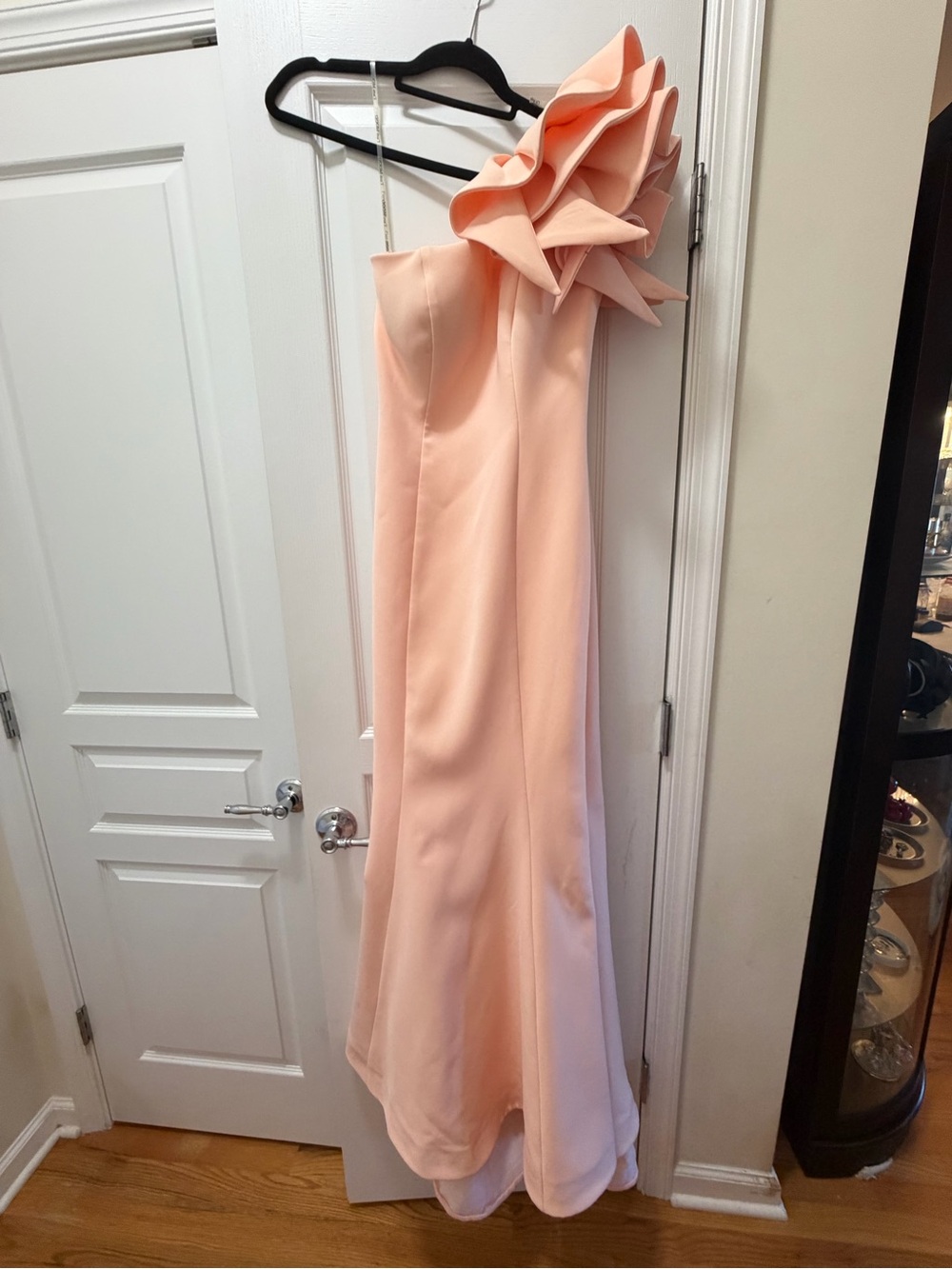 One-Shoulder Ruffle Pink Evening Dress